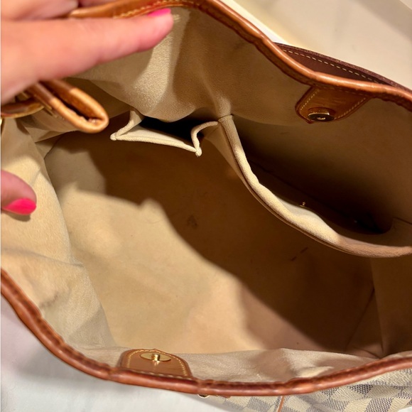 Louis Vuitton White and Tan Checkered Shoulder Bag - Picture 13 of 14